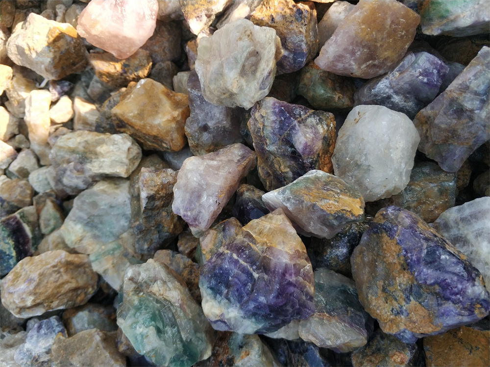 News - Metallurgical Fluorspar Lumps ( CaF2:80%-90%)